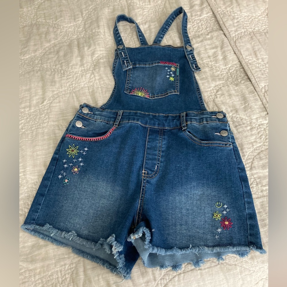 NWOT Girls Cat & Jack adjustable overall shorts Size L (10/12)
